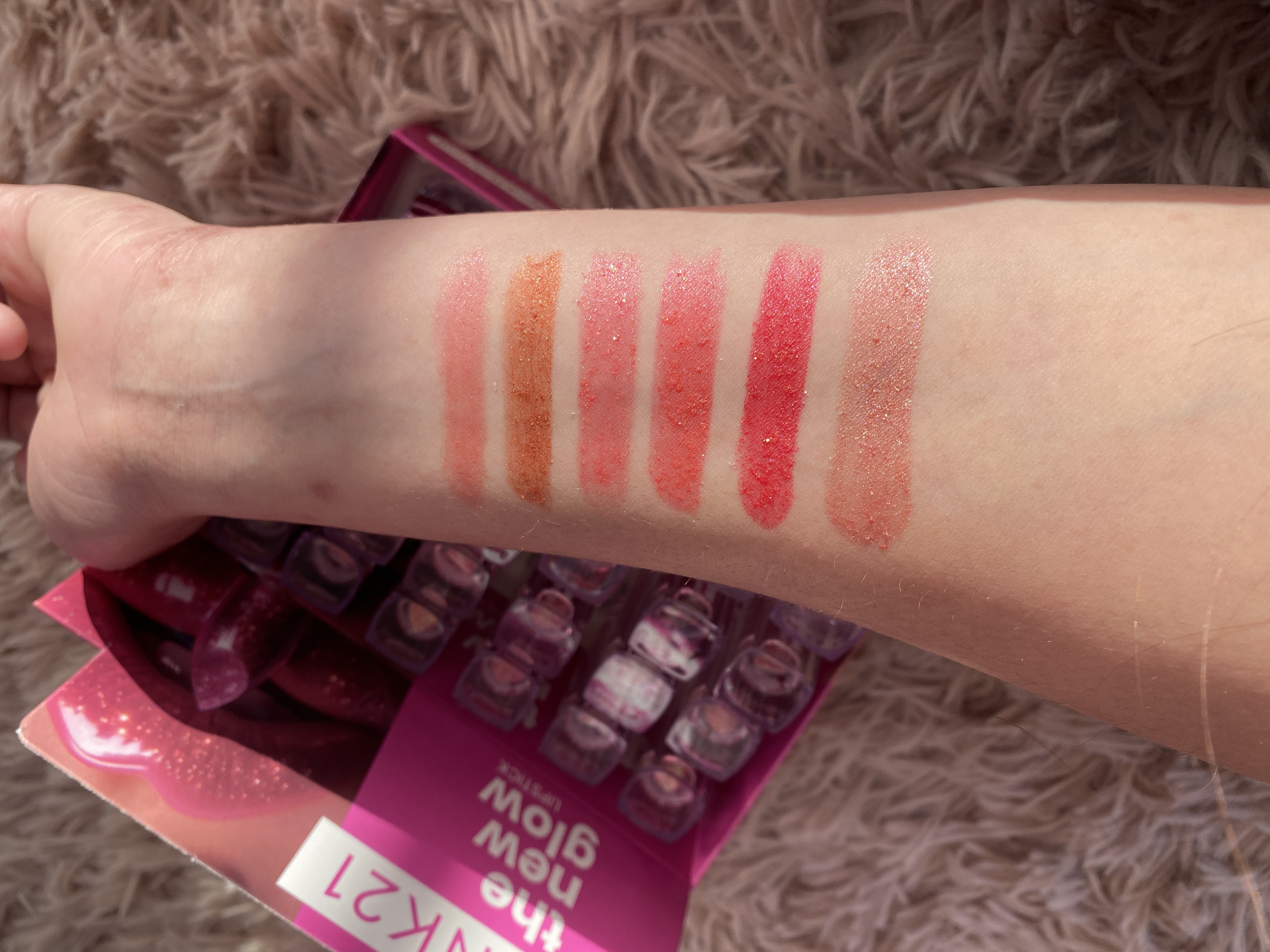 Labial en barra gloss Pink 21 